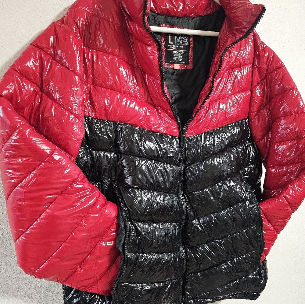 Bleecker and Mercer monster puffy jackets large mens